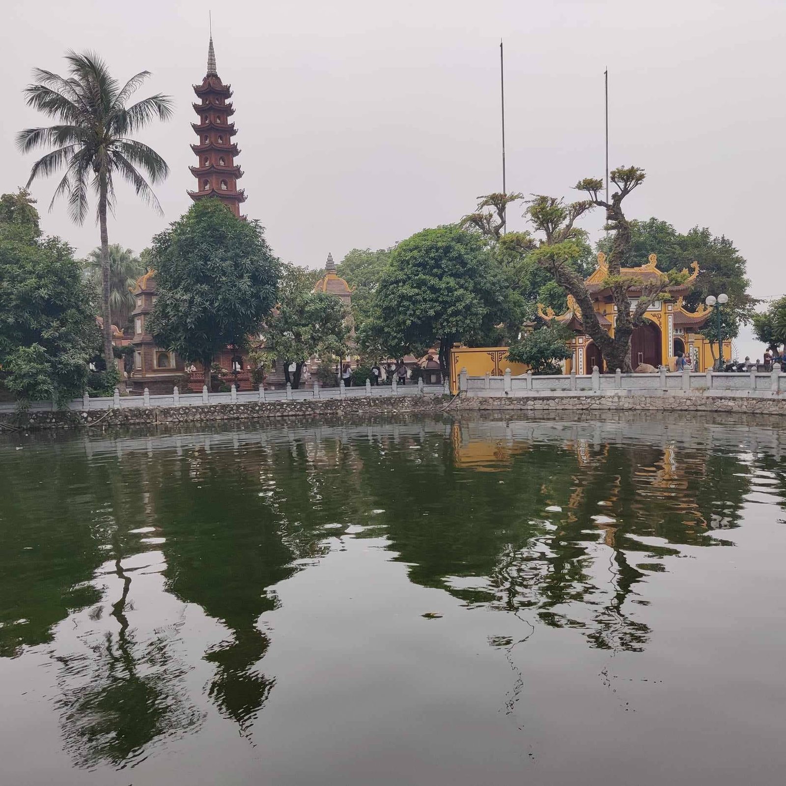 La pagode de Trấn Quốc à Hanoi